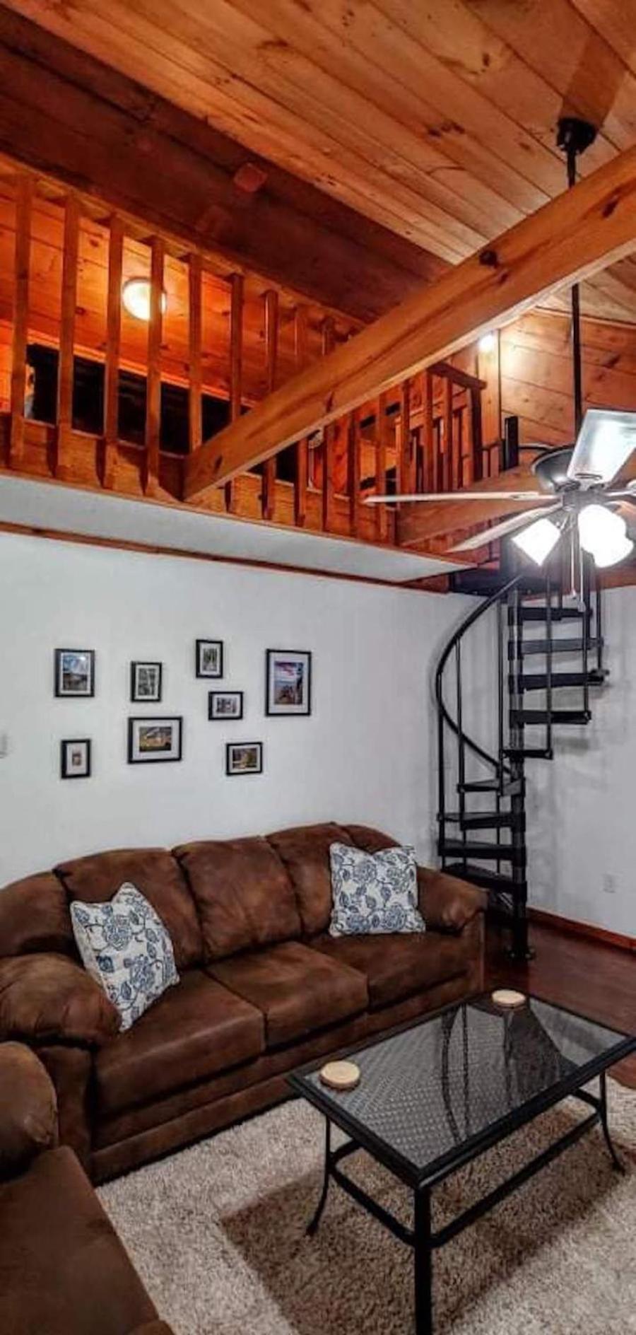 Trailseeker Cabin W King Bed Hot Tub At Red River Gorge Natural Bridge Stanton Exterior photo