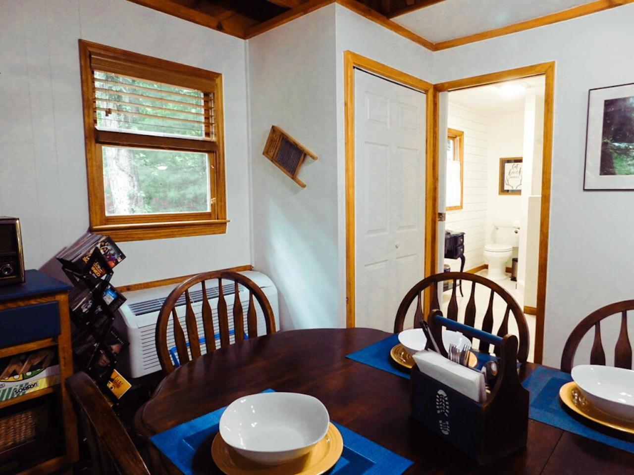 Trailseeker Cabin W King Bed Hot Tub At Red River Gorge Natural Bridge Stanton Exterior photo